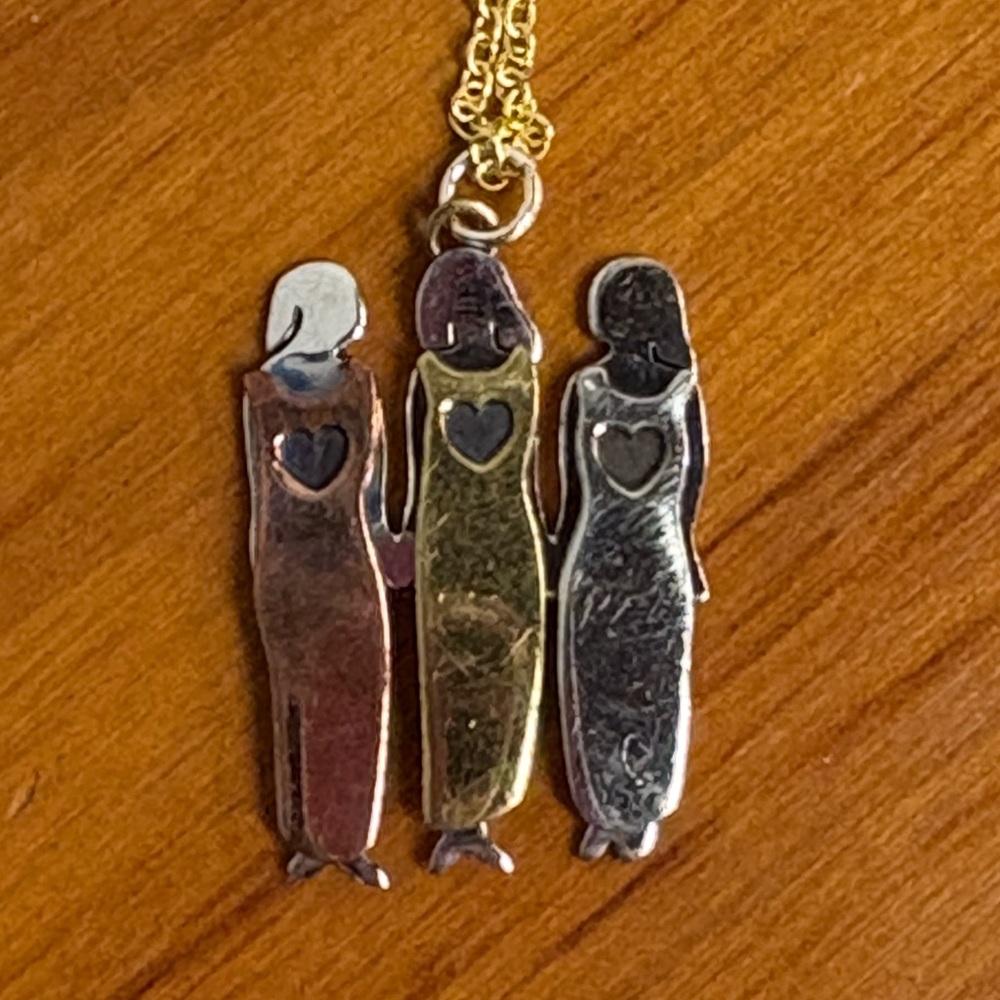 Far Fetched 3 Sisters Pendant